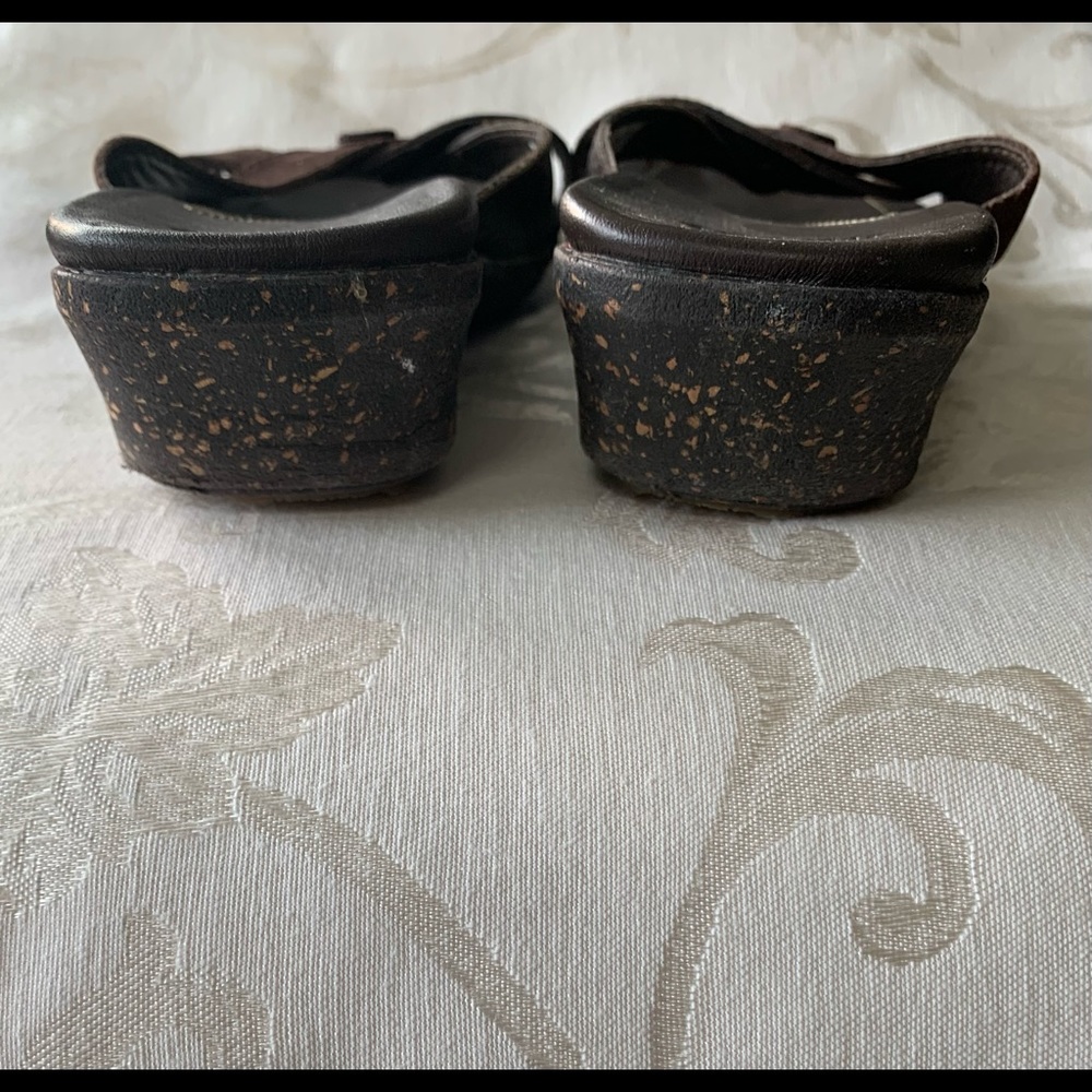 Columbia Sportswear wedge sandals 7 - Picture 6 of 8